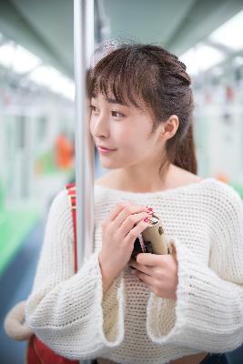 漂亮人妻洗澡被强公BD