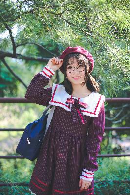 男女黄床上色视频免费的小说