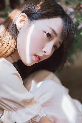 粉嫩小泬BBBB免费看