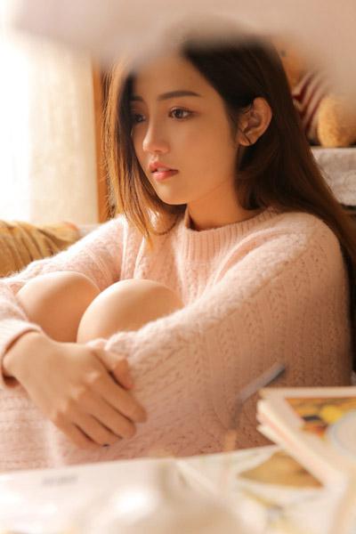 金瓶第1回双乳被吸