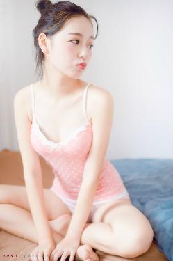 为啥女的舒服了要摸自己的胸
