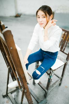 强摸秘书人妻大乳BD