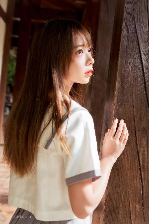 国产女人18毛片水真多18精品