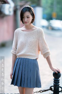 女人荫蒂被添全过程频