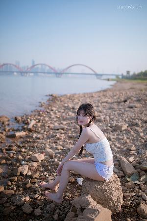 少妇被按摩师摸高潮了