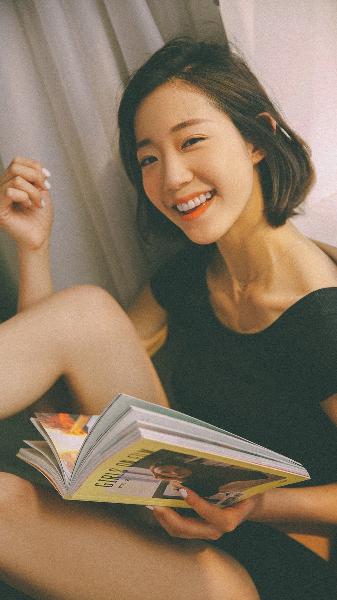 办公室奶边摸边做爰69式图片