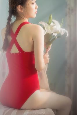 小婕子伦流澡到高潮视频