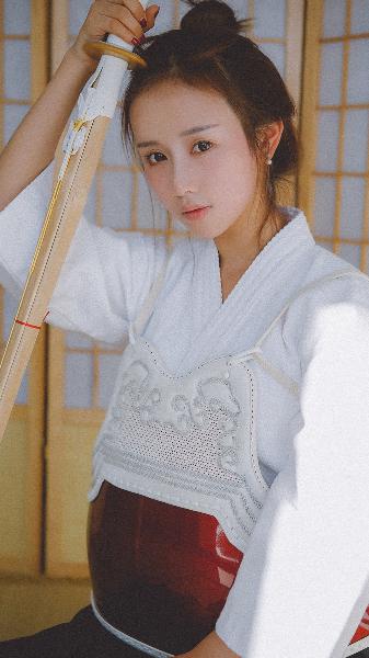 三年在线观看免费大全哔哩哔哩