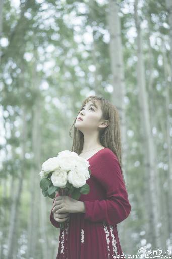 少妇肉欲系列1000篇