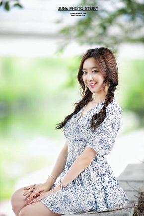 女人荫蒂被添全过程