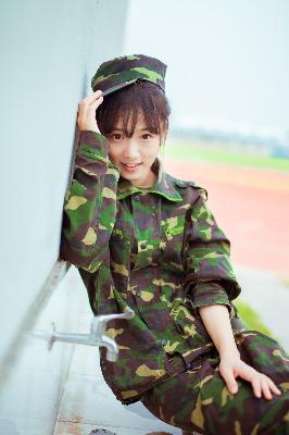 翁与小莹高潮24章