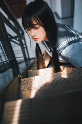 乳色吐息