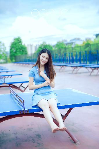 强摸秘书人妻大乳BD