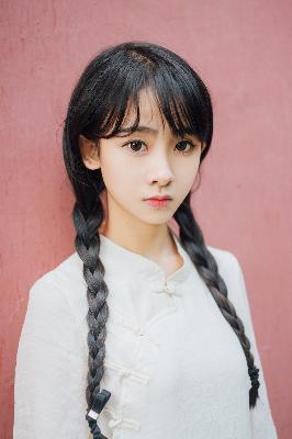 女人表演泥鳅钻洞