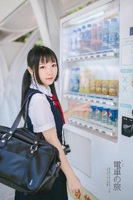 领导扒开我奶罩吸我奶头图片